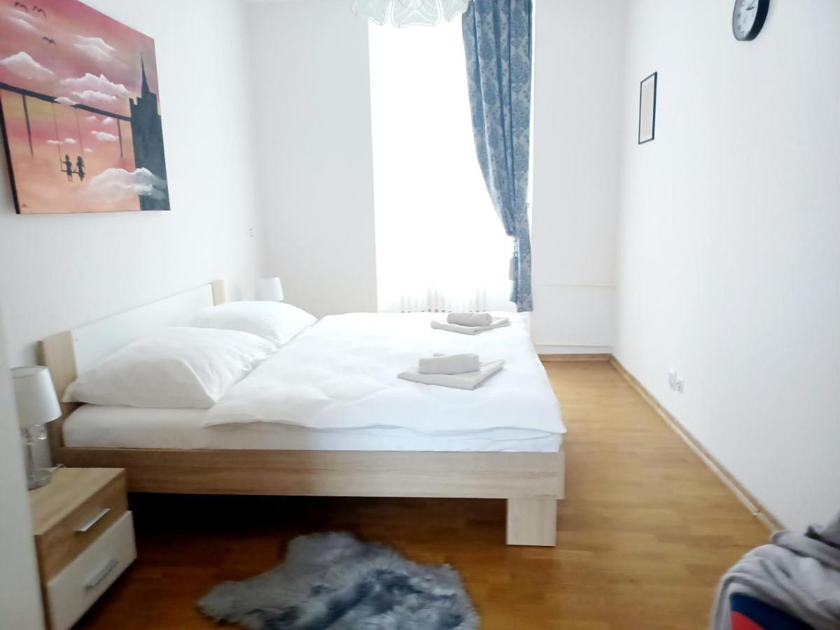 Apartment Hlavni Marianske Lazne Exterior photo