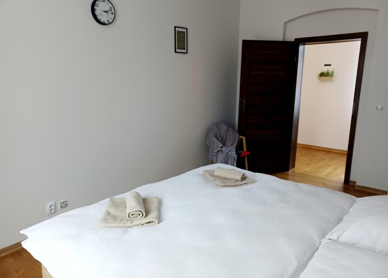 Apartment Hlavni Marianske Lazne Exterior photo