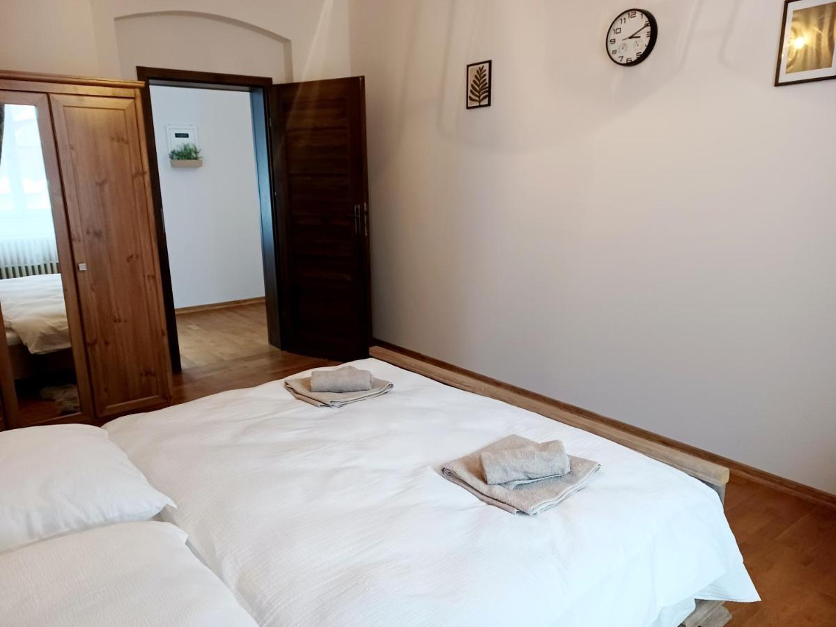 Apartment Hlavni Marianske Lazne Exterior photo