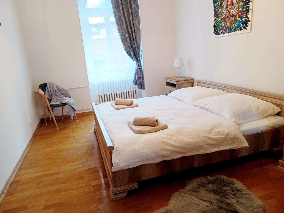 Apartment Hlavni Marianske Lazne Exterior photo